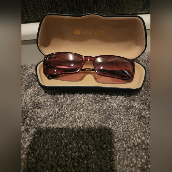 Vogue Eyewear Accessories - Vogue eyewear sunglasses rare